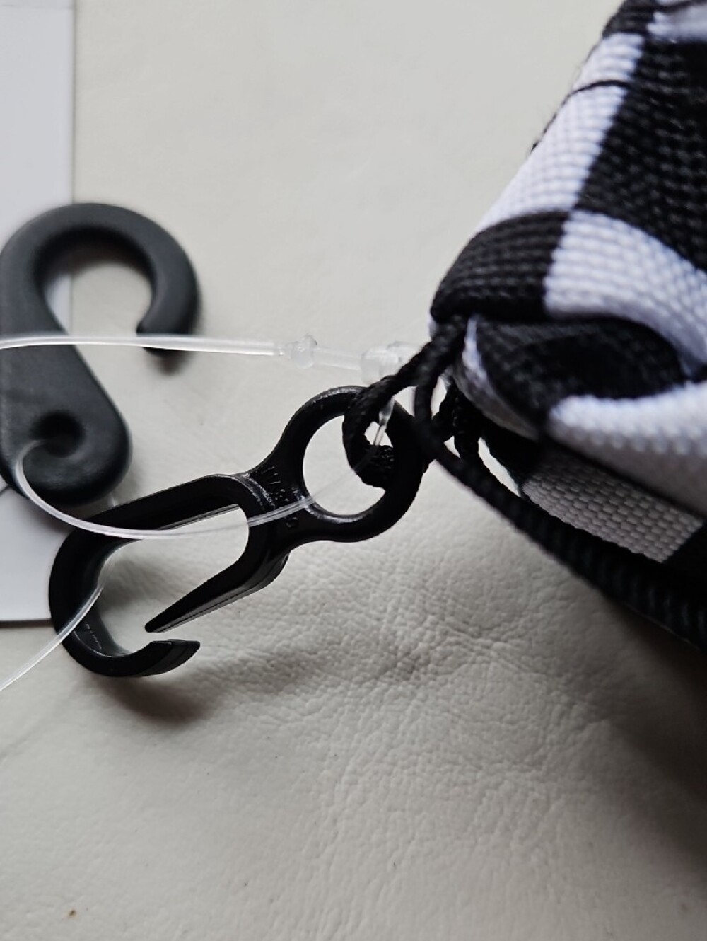 Vans Black & White Checker Mini Backpack Keycharm - Picture 7 of 16